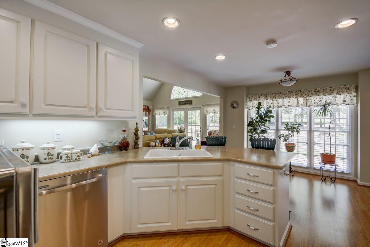 420 State Rd S-42-770 Inman, SC 29349 - Photo 11 of 32