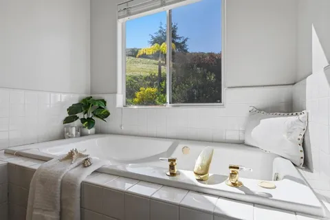 $1,338,888 | 4851 Sweetgrass Lane, Bonsall, CA 92003