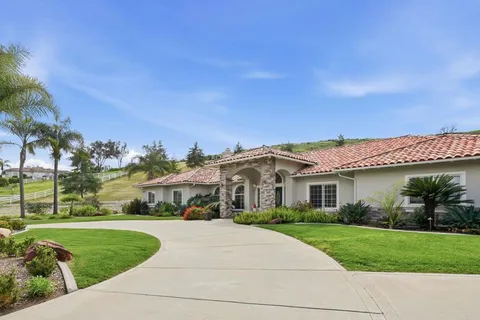 $1,338,888 | 4851 Sweetgrass Lane, Bonsall, CA 92003