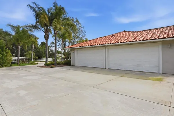 $1,338,888 | 4851 Sweetgrass Lane, Bonsall, CA 92003