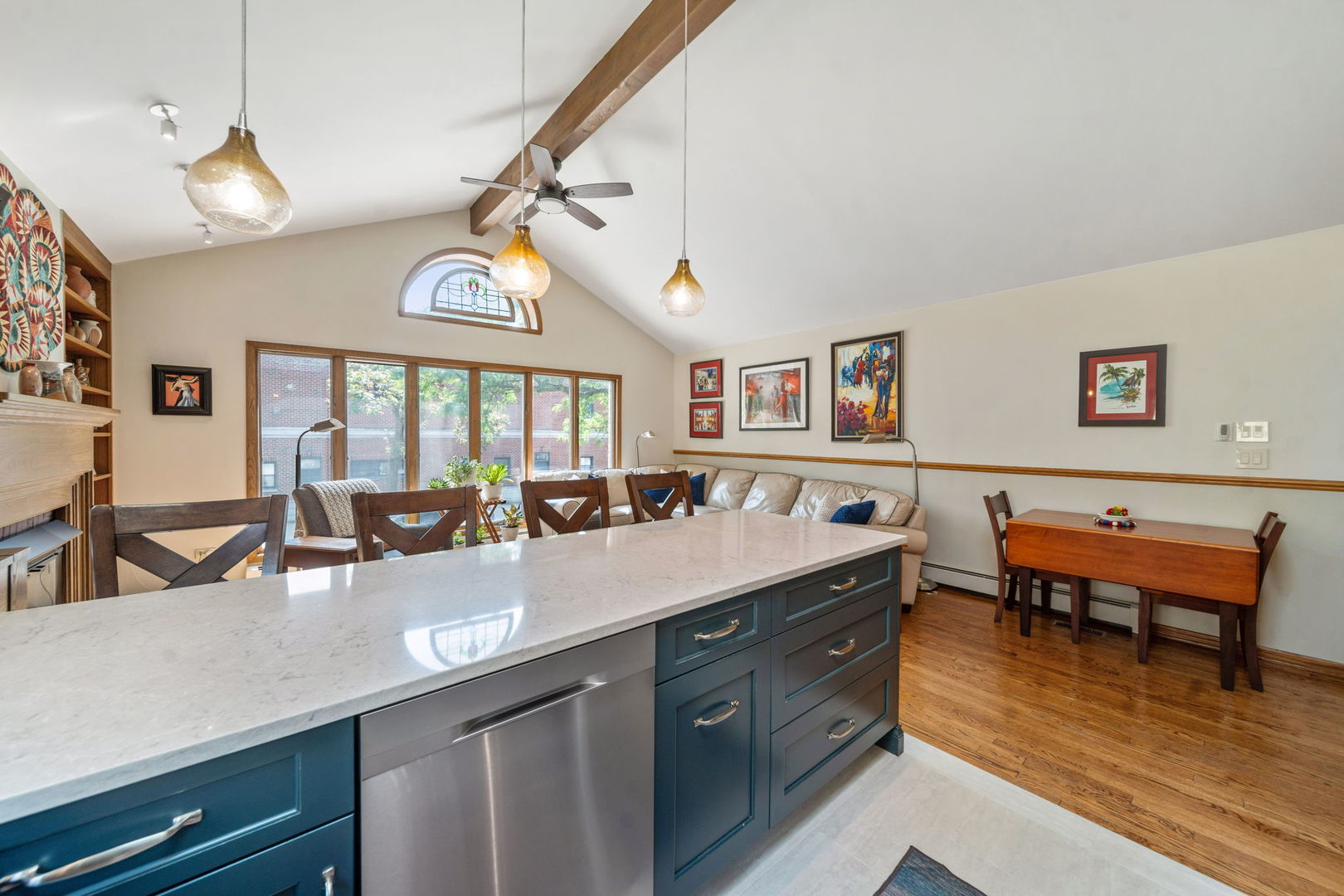616 West 37th Street Chicago, IL 60609 - Photo 13 of 43 Gallery Image 13