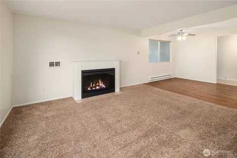 $1,550,000 | 3021 21st Avenue West, Seattle, WA 98199