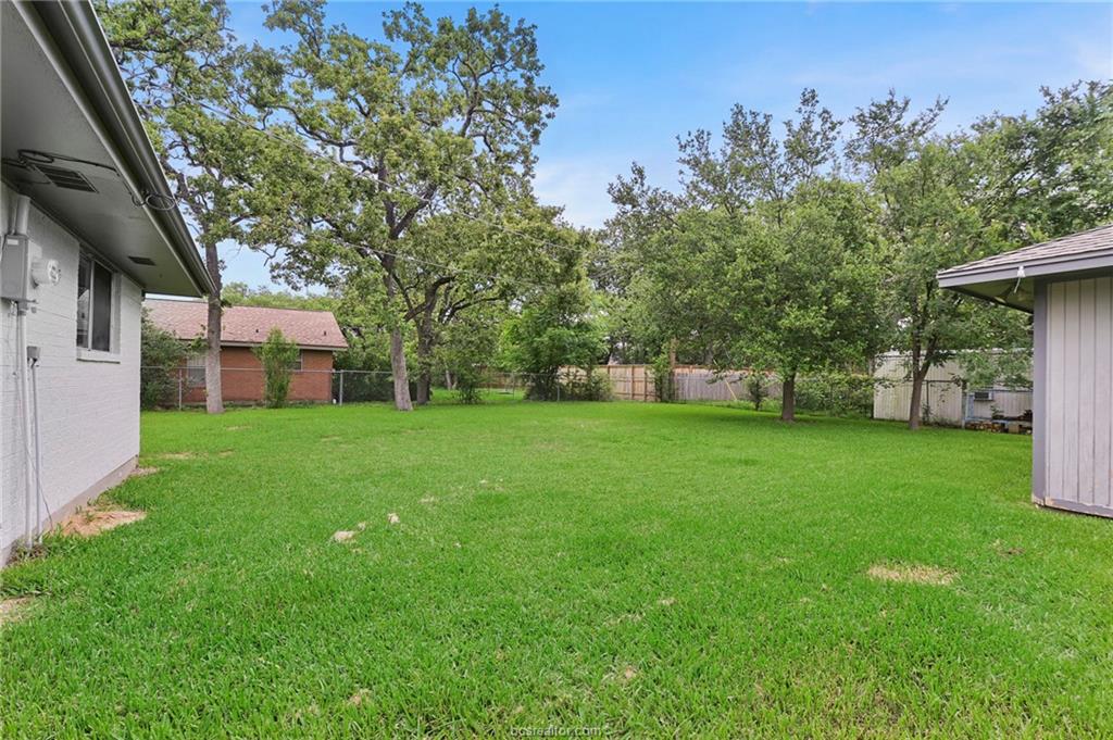 1031 Rose Circle College Station, TX 77840 - Photo 24 of 26 View of yard