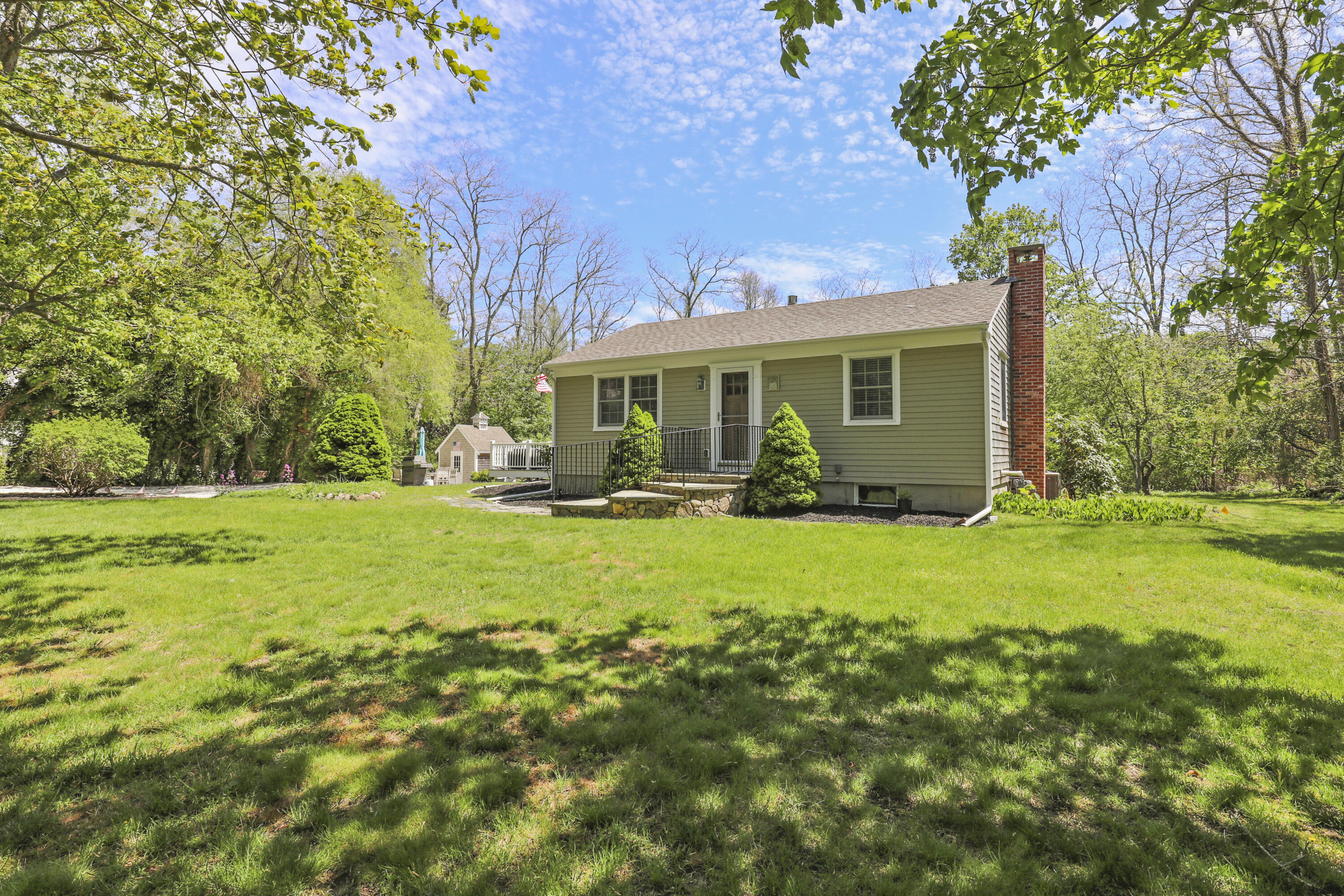 33 Beach Road Orleans, MA 02653 - Photo 2 of 26 IMG_0690