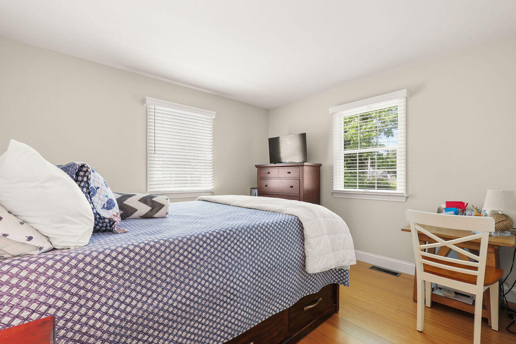 33 Beach Road Orleans, MA 02653 - Photo 21 of 26 IMG_0563
