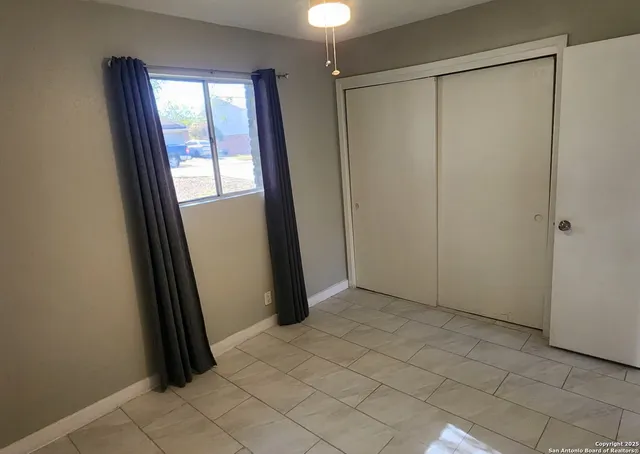 $1,650 | 3401 Cliffside Drive, Schertz, TX 78108