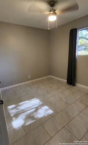 $1,650 | 3401 Cliffside Drive, Schertz, TX 78108