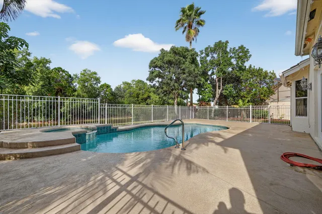 $419,990 | 590 Southwest St Johns Bay, Port St. Lucie, FL 34986