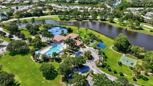 $419,990 | 590 Southwest St Johns Bay, Port St. Lucie, FL 34986