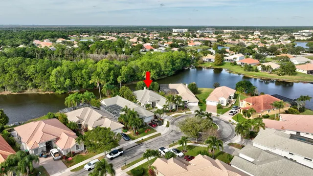 $419,990 | 590 Southwest St Johns Bay, Port St. Lucie, FL 34986