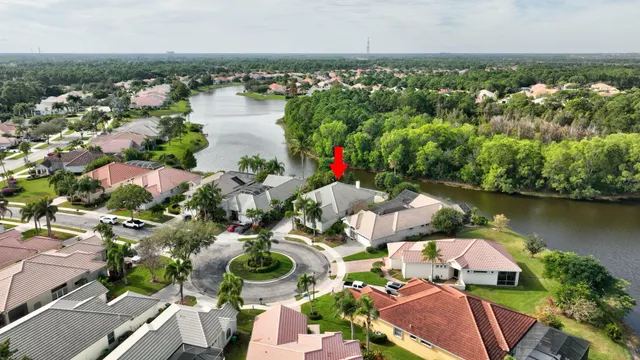 $419,990 | 590 Southwest St Johns Bay, Port St. Lucie, FL 34986