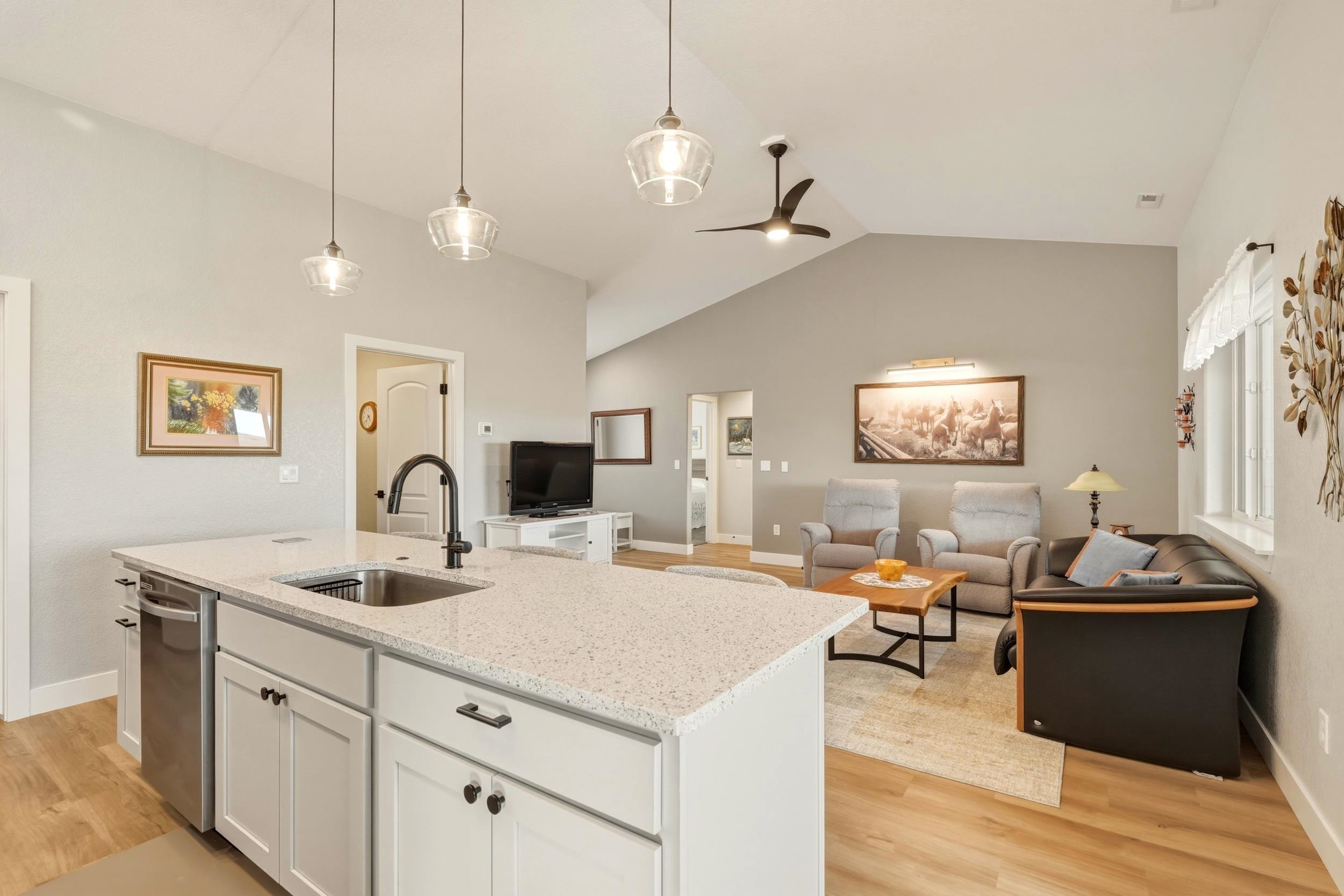 313 Rendezvous Street Buffalo, WY 82834 - Photo 12 of 49