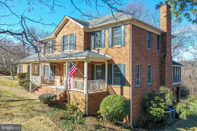 $925,000 | 247 McGuire Road, Winchester, VA 22603