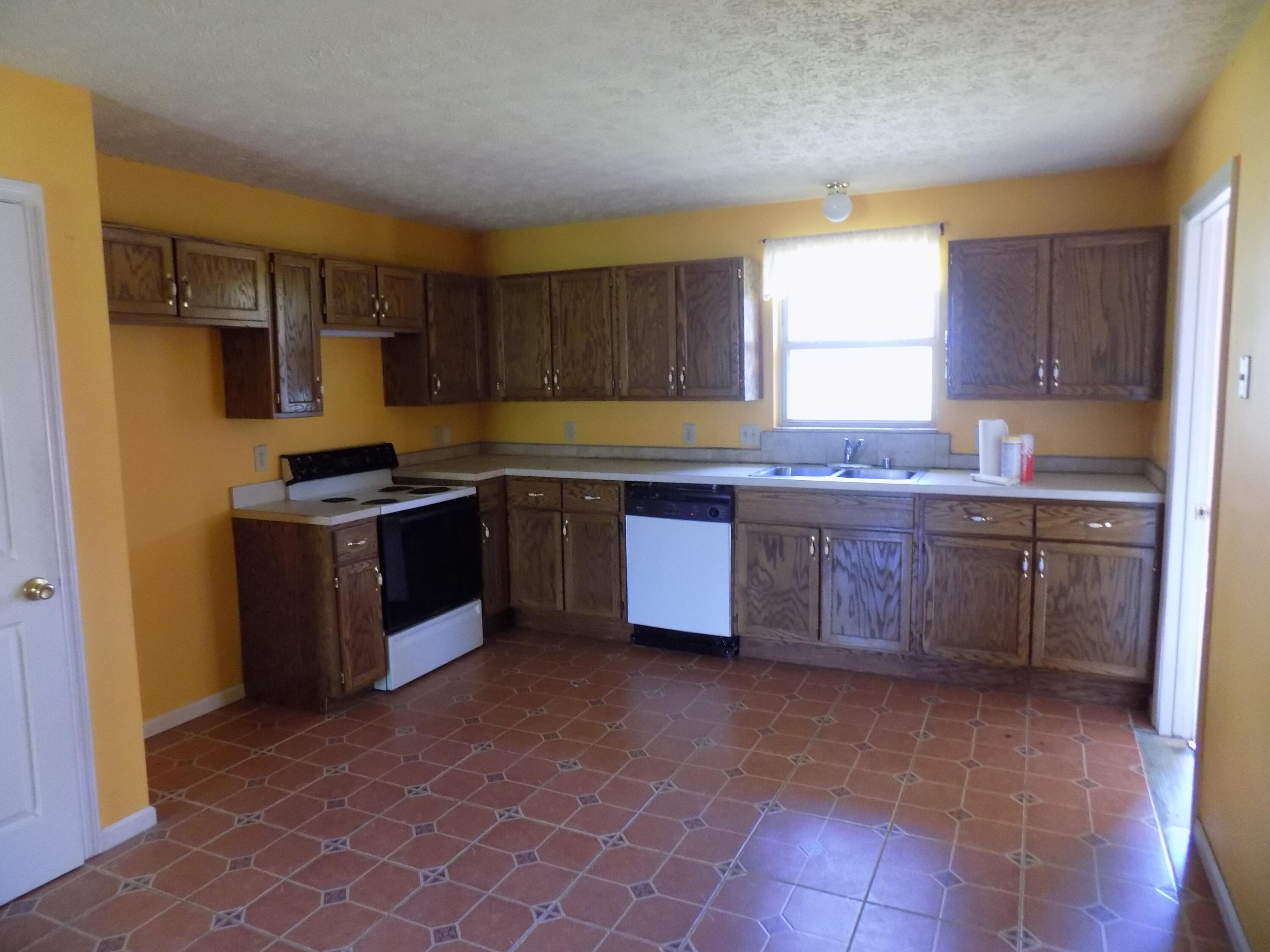 13373 Hissem Road Alexandria, KY 41001 - Photo 3 of 24 Gallery Image 3
