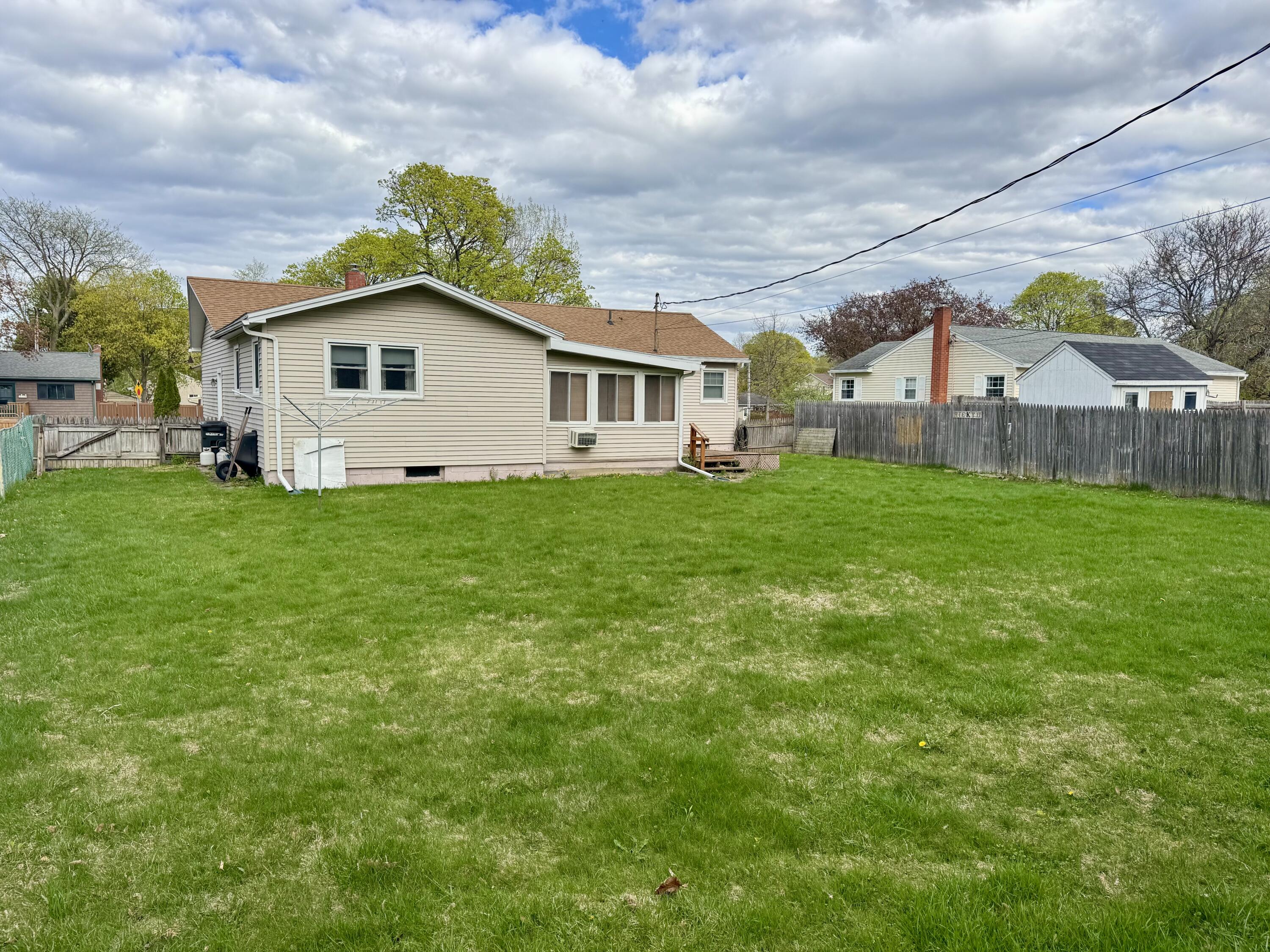 37 Prospect Avenue Plattsburgh, NY 12901 - Photo 30 of 33