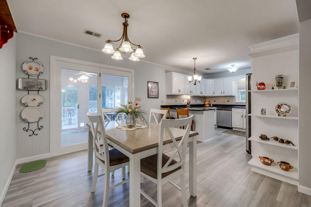 563 Jobe Road Elizabethton, TN 37643 - Photo 12 of 54 011