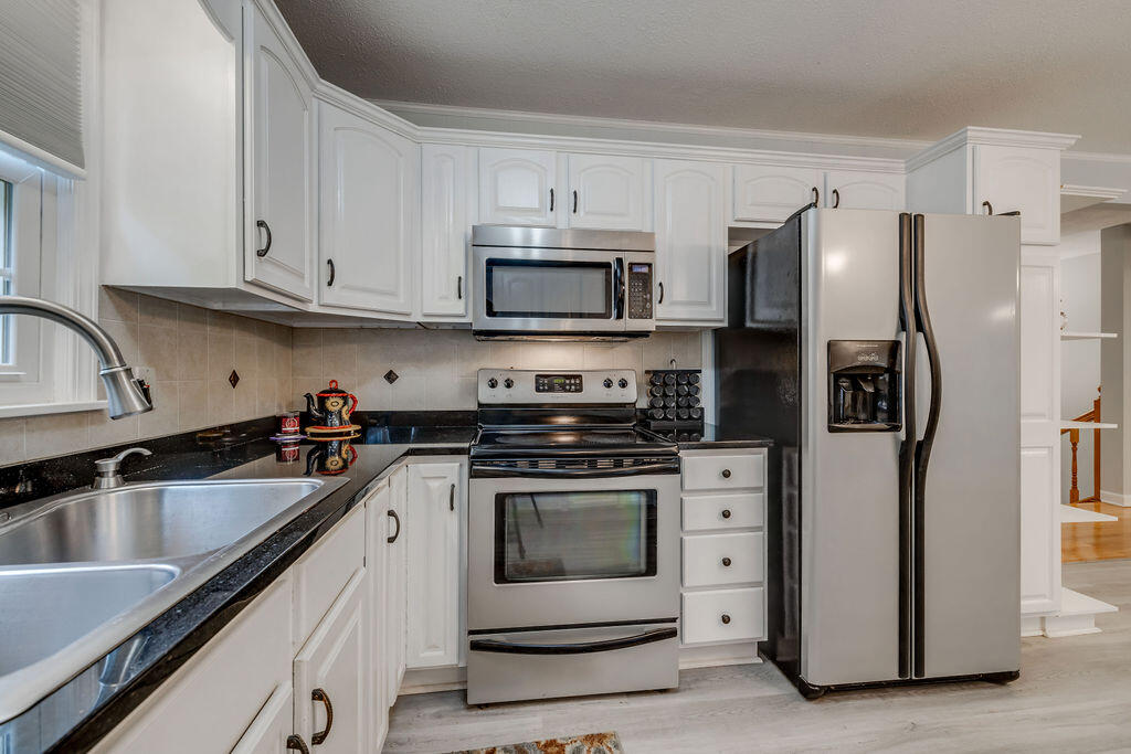 563 Jobe Road Elizabethton, TN 37643 - Photo 16 of 54 015