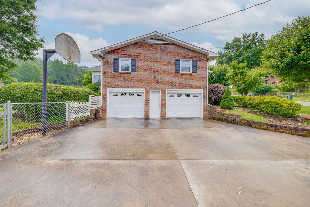 563 Jobe Road Elizabethton, TN 37643 - Photo 36 of 54 035