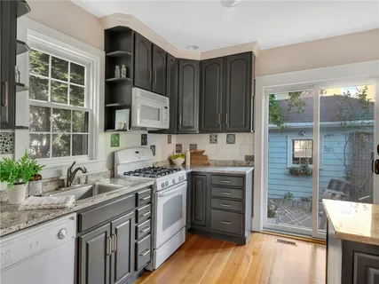 $1,150,000 | 377 Cole Avenue, Providence, RI 02906