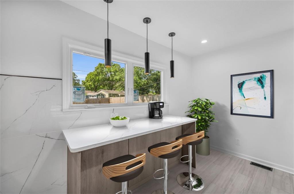 4709 West 75th Street Prairie Village, KS 66208 - Photo 3 of 31