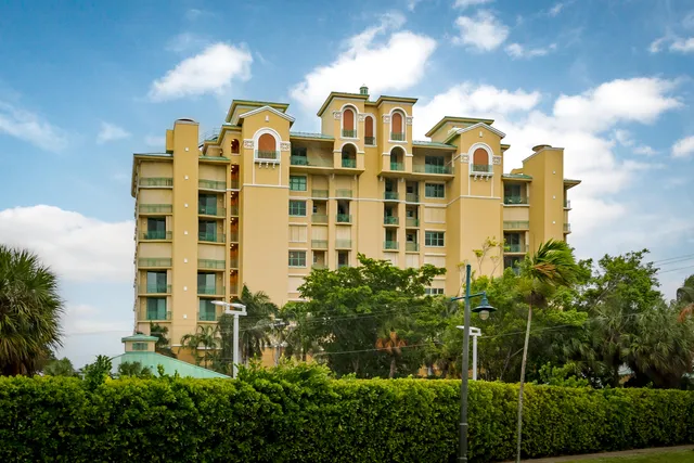 $1,400,000 | 1079 Bald Eagle Drive, Unit N704, Marco Island, FL 34145