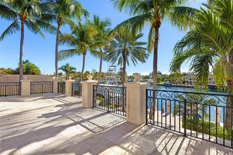 $24,900,000 | 2430 Del Lago Drive, Fort Lauderdale, FL 33316