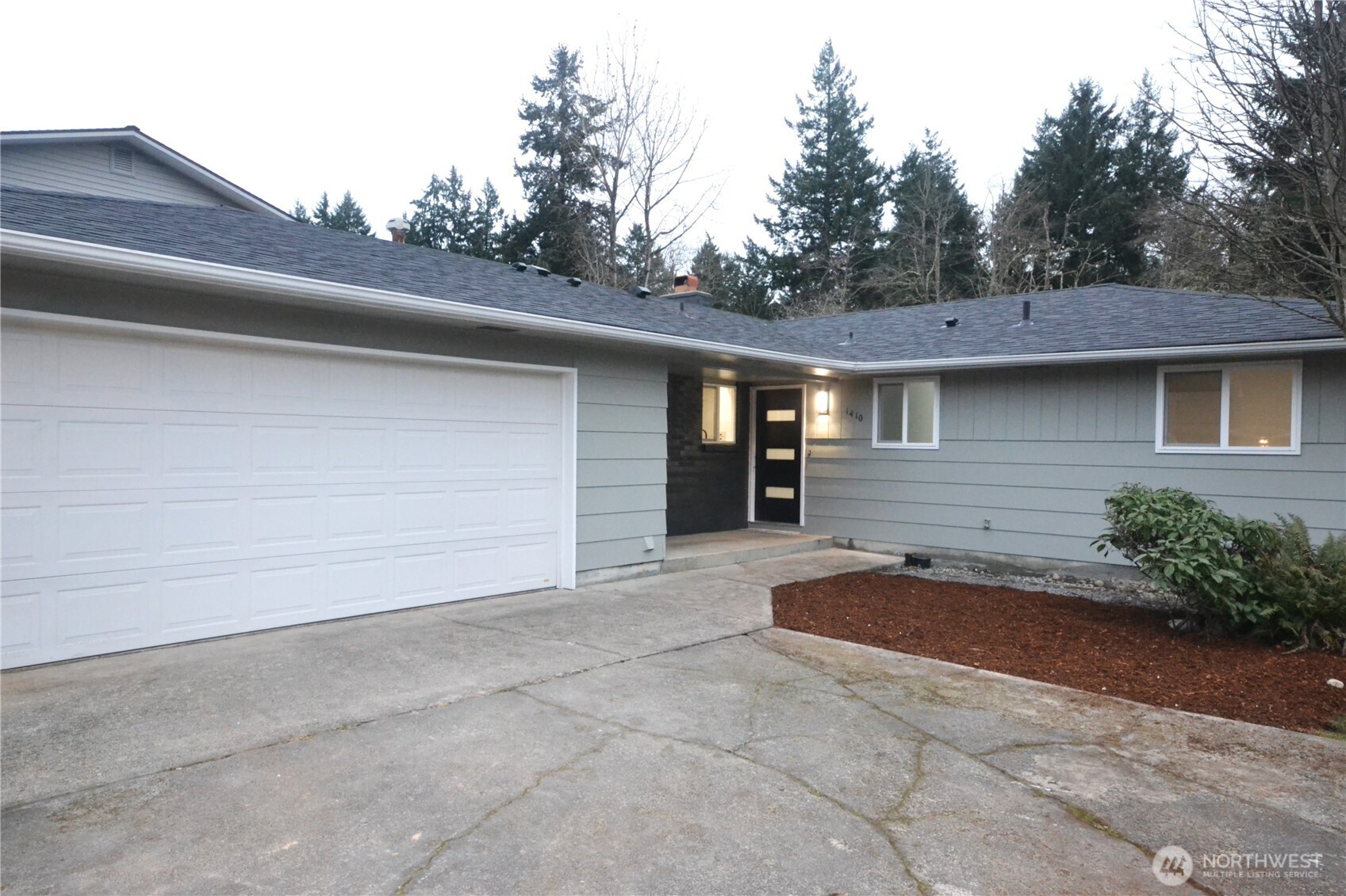 a view of backyard of house