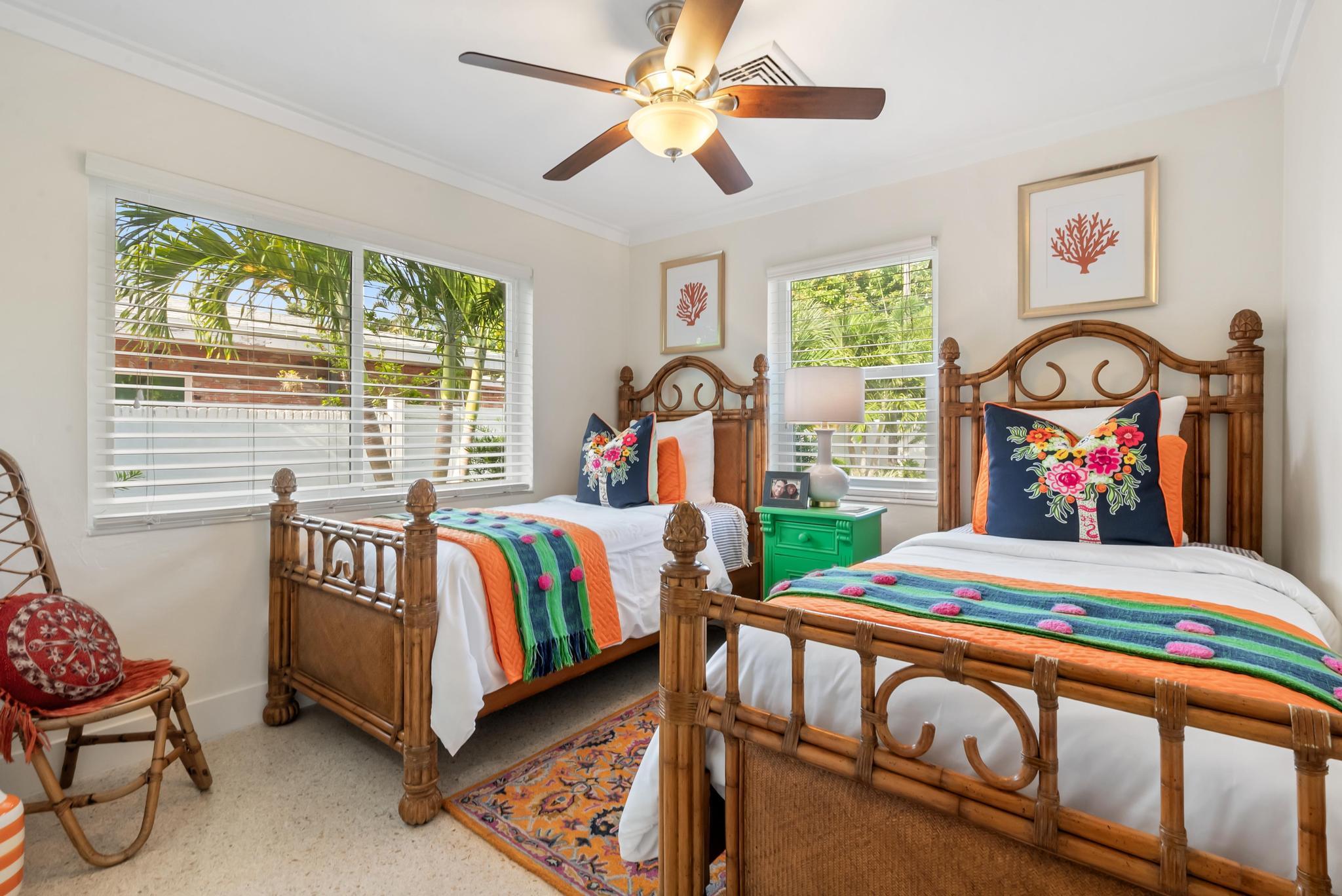 2122 Northridge Road Delray Beach, FL 33444 - Photo 25 of 39 a bedroom with a bed and a table in it