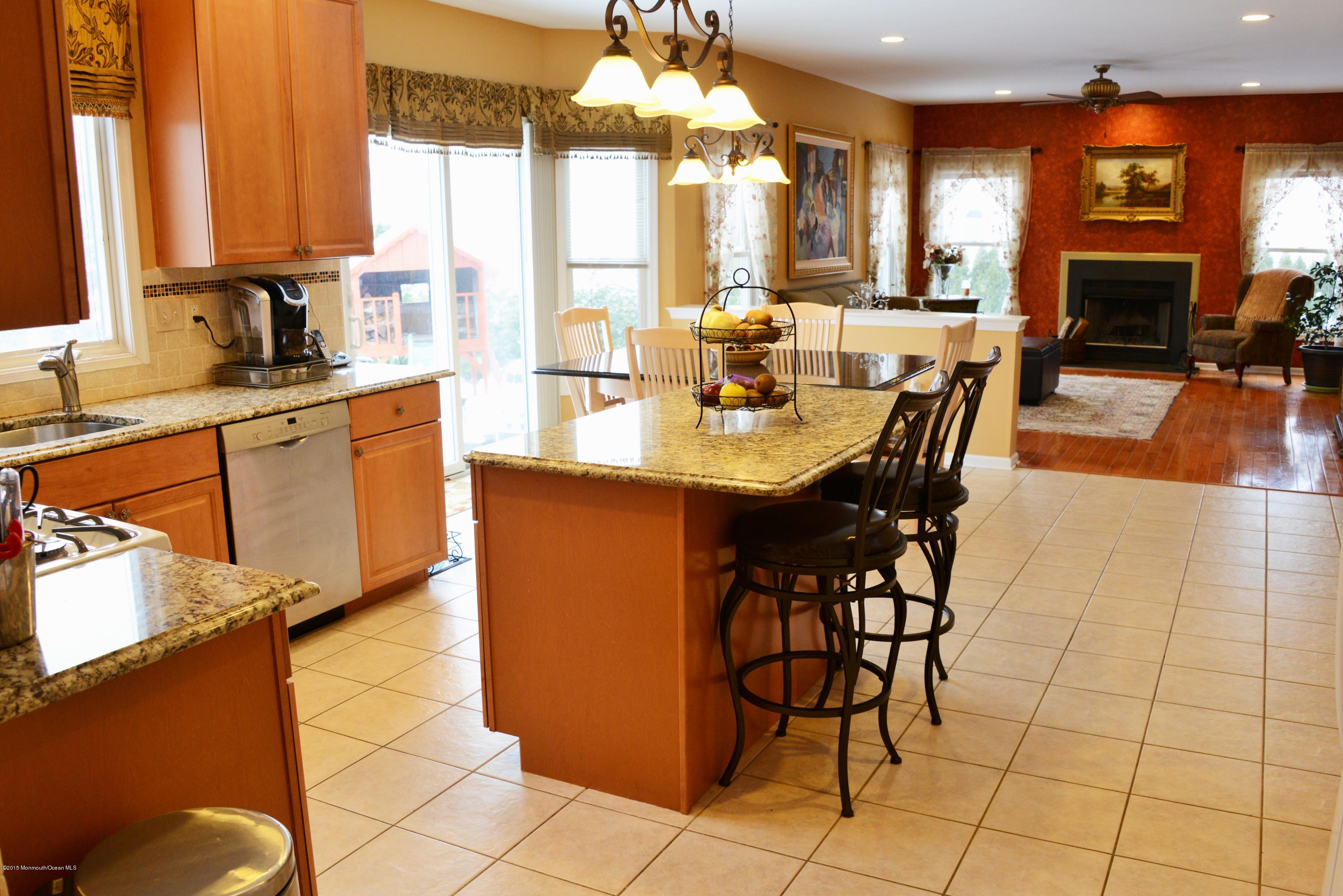 20 Lernard Road Manalapan, NJ 07726 - Photo 9 of 24 Kitchen 3