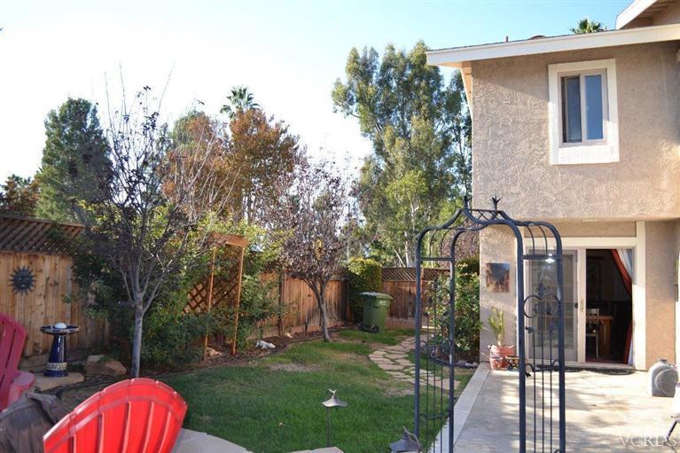 974 Hillview Circle Simi Valley, CA 93065 - Photo 26 of 33 a front view of a house with garden