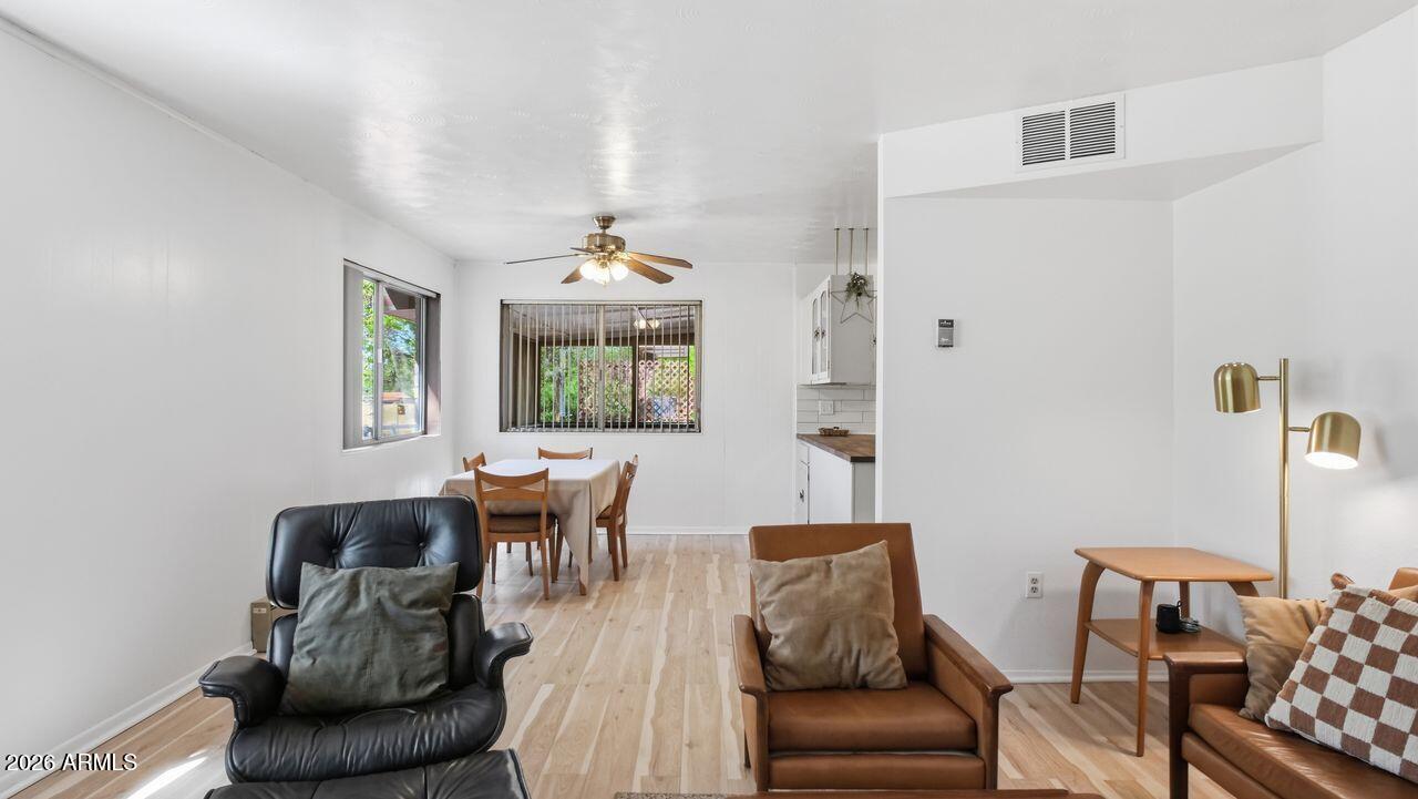3555 East Rimrock Drive Rimrock, AZ 86335 - Photo 5 of 43 Living Room