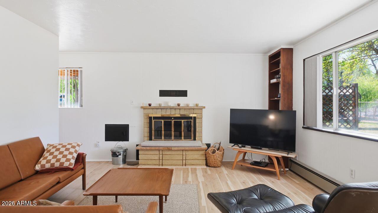 3555 East Rimrock Drive Rimrock, AZ 86335 - Photo 6 of 43 Living Room