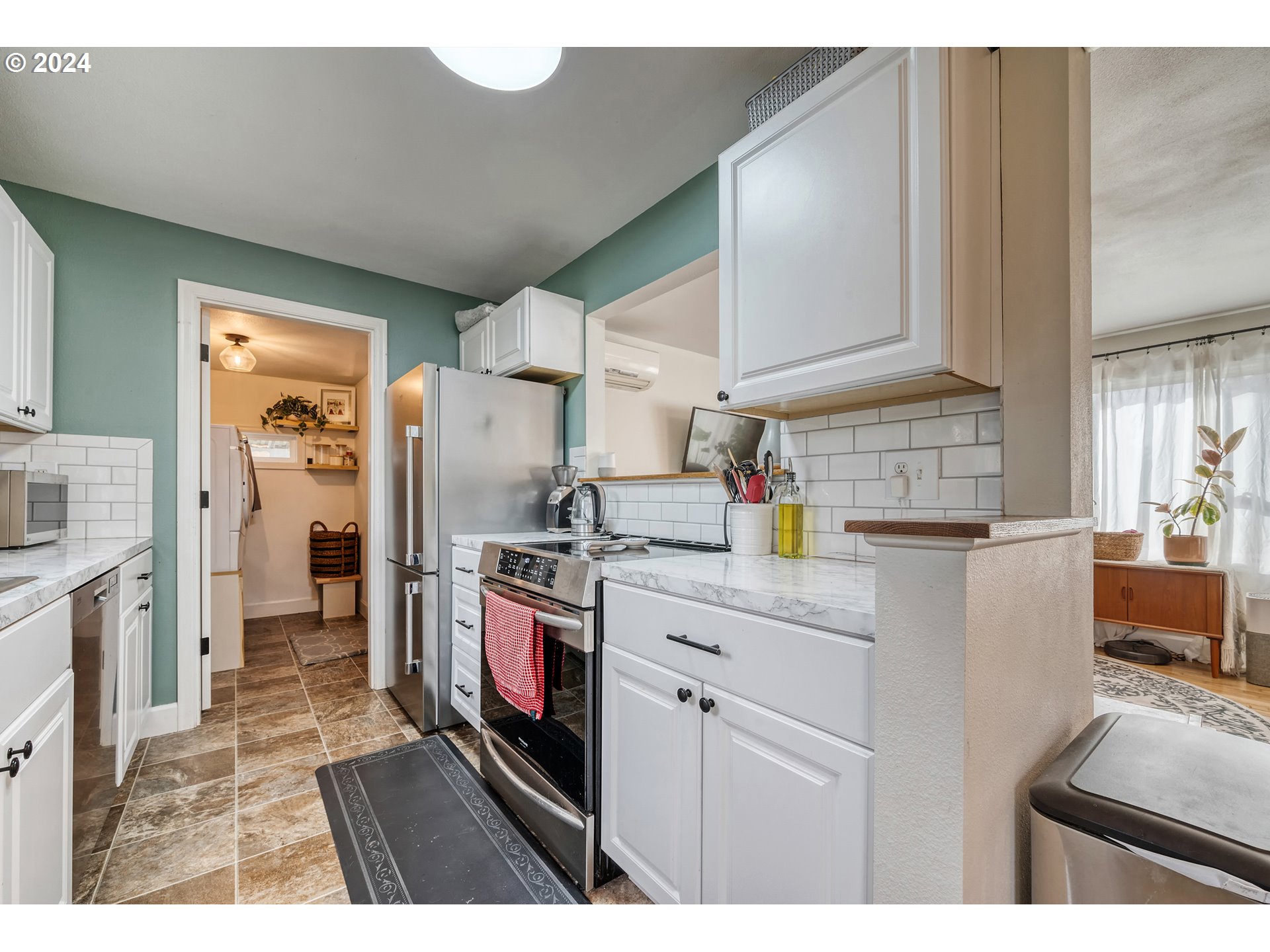 3325 Pheasant Boulevard Springfield, OR 97477 - Photo 8 of 21 Gallery Image 8