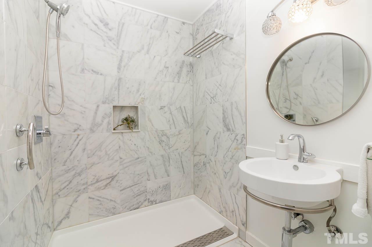 4100 Five Oaks Drive, Unit 3 Durham, NC 27707 - Photo 16 of 28