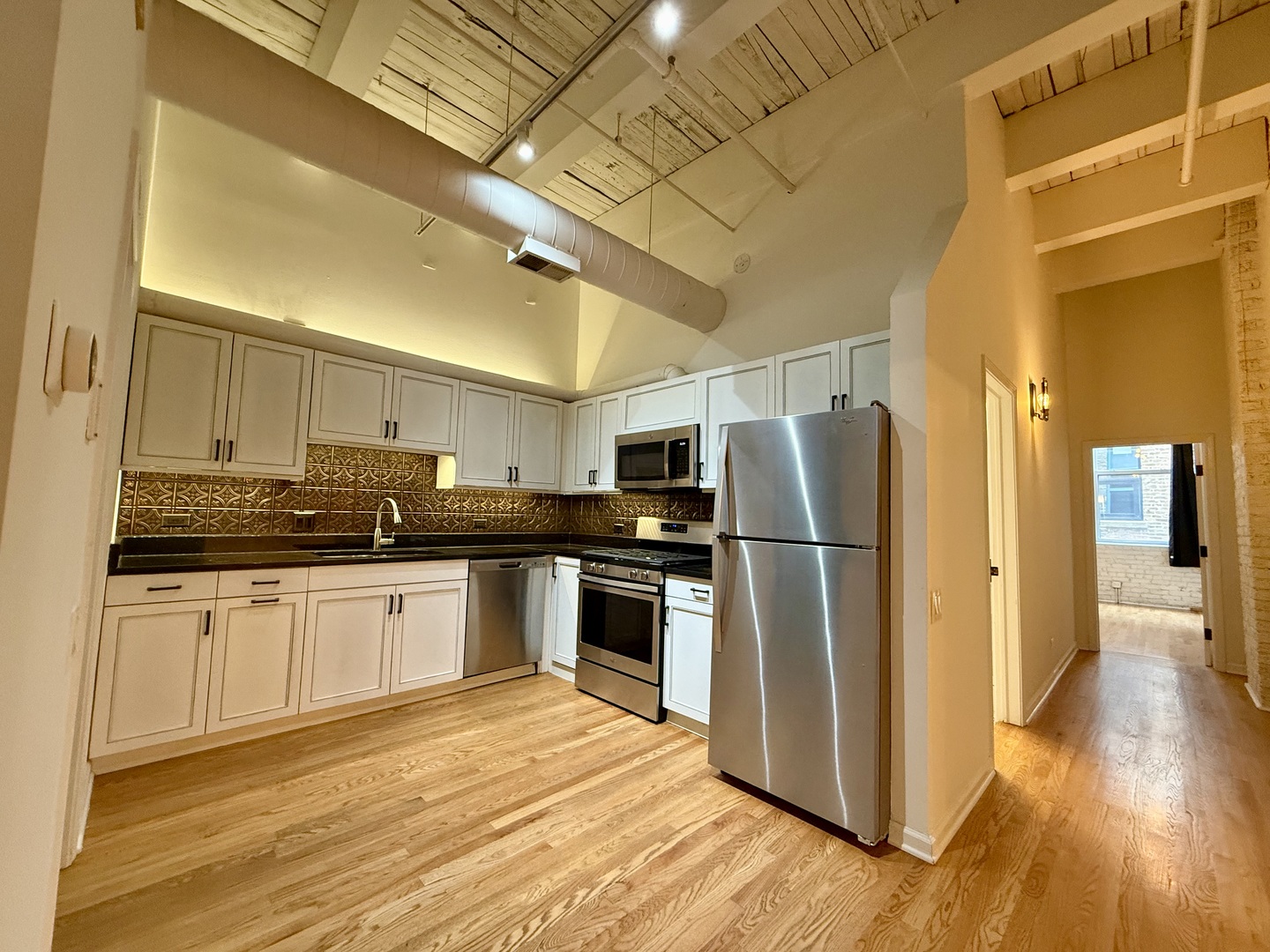 312 North May Street, Unit 4H Chicago, IL 60607 - Photo 10 of 22