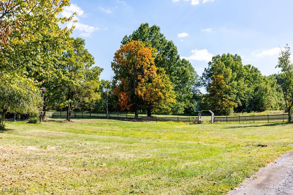 8131 Leffingwell Road Canfield, OH 44406 - Photo 27 of 37 Surrounding community with a view of countryside