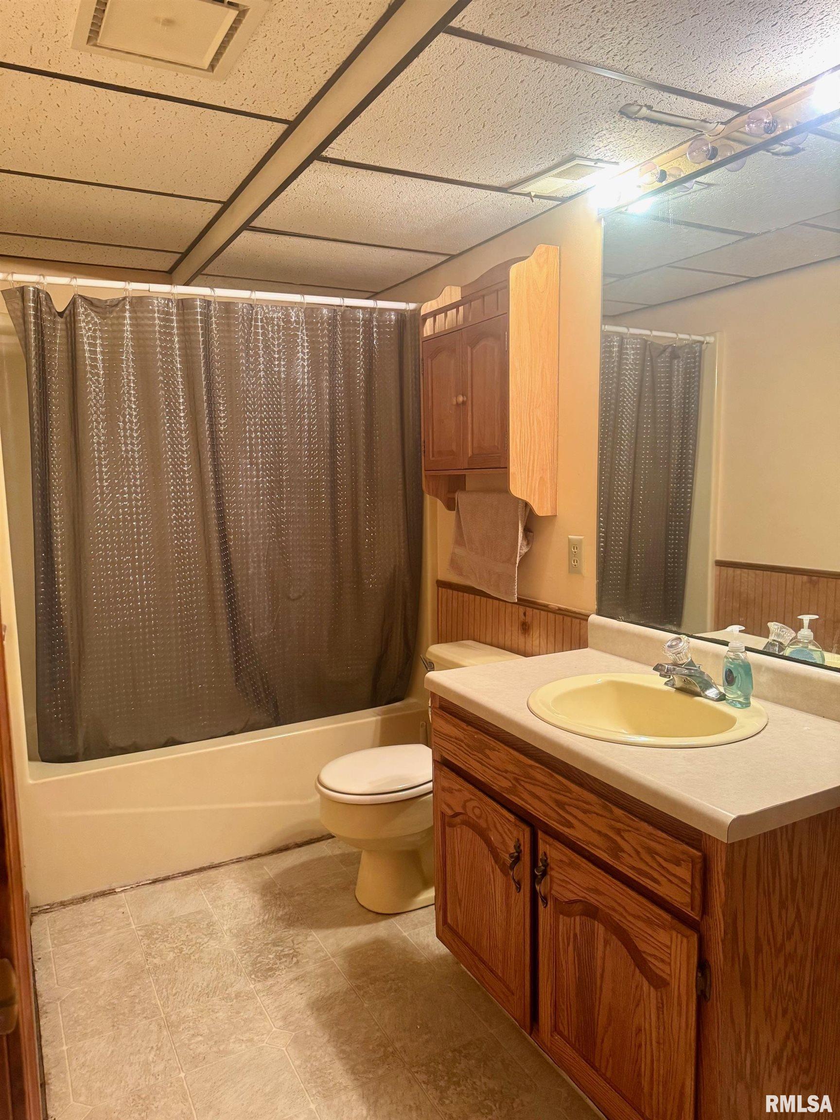 2222 Ravens Point Quincy, IL 62305 - Photo 12 of 17 Gallery Image 12