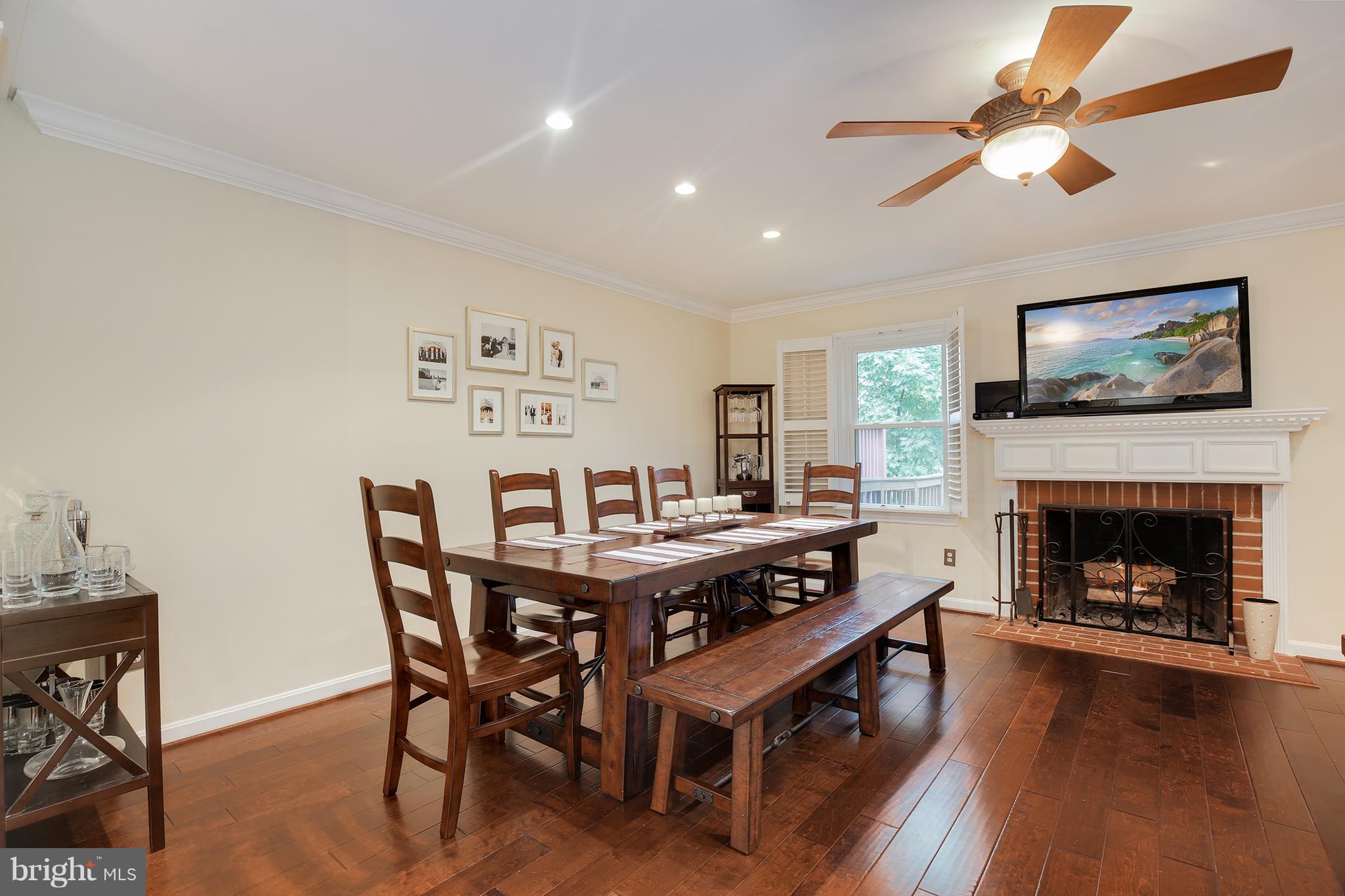 2069 South Glebe Road Arlington, VA 22206 - Photo 9 of 22 Dining Room