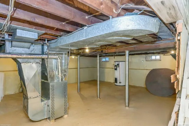 $459,000 | 30 Winfield Drive, Stratford, CT 06615