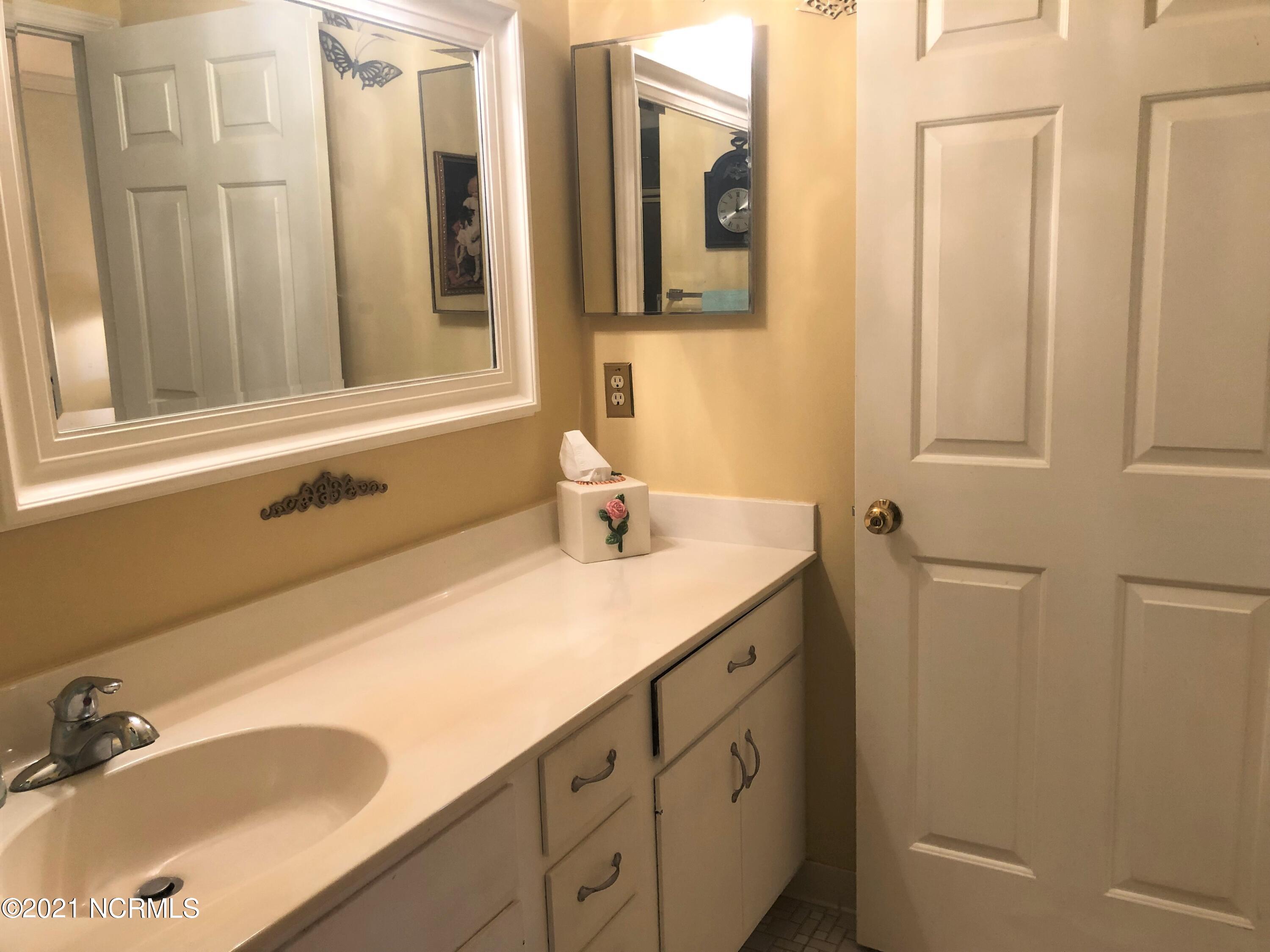 490 Pinehurst Trace Drive Pinehurst, NC 28374 - Photo 14 of 18 IMG_1813 (2)