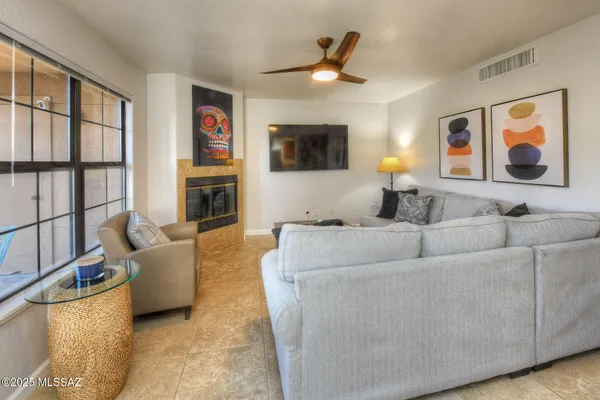 $299,999 | 6651 North Campbell Avenue, Unit 161, Tucson, AZ 85718