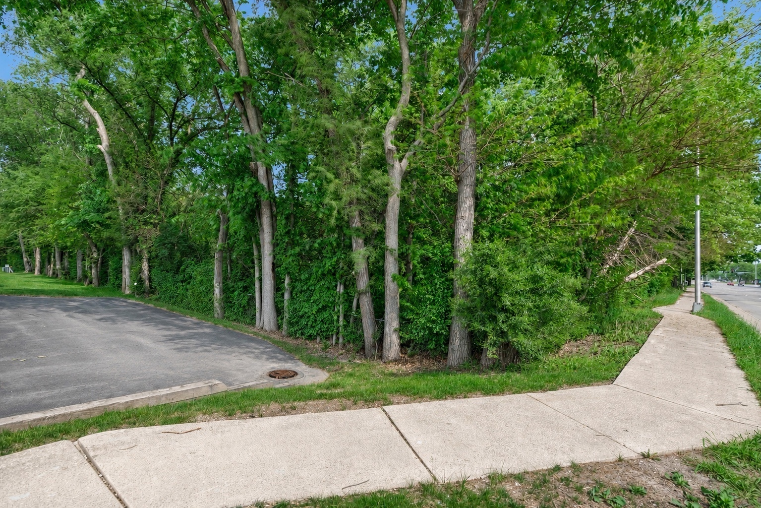 2623 Essington Road Joliet, IL 60435 - Photo 2 of 14