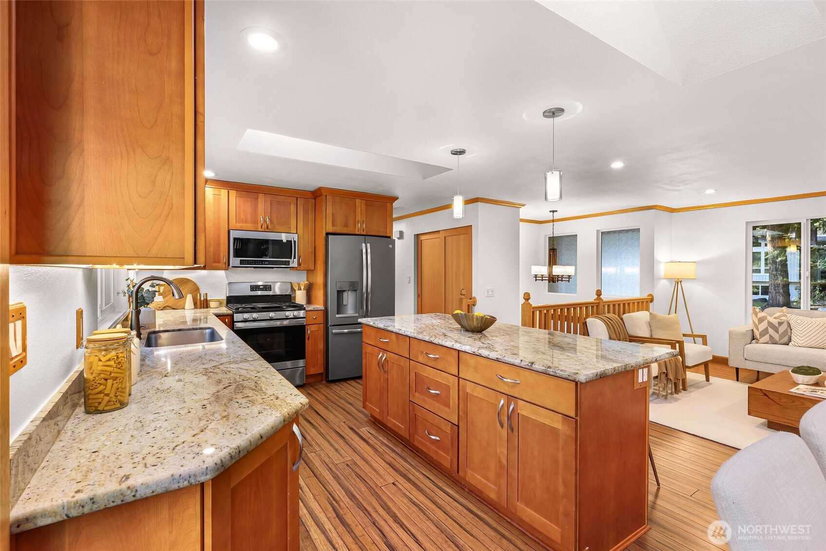 14724 107th Avenue Northeast Bothell, WA 98011 - Photo 14 of 40