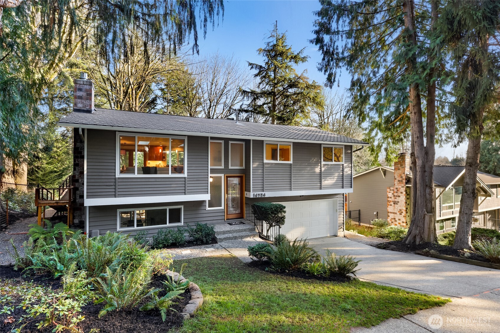 14724 107th Avenue Northeast Bothell, WA 98011 - Photo 3 of 40