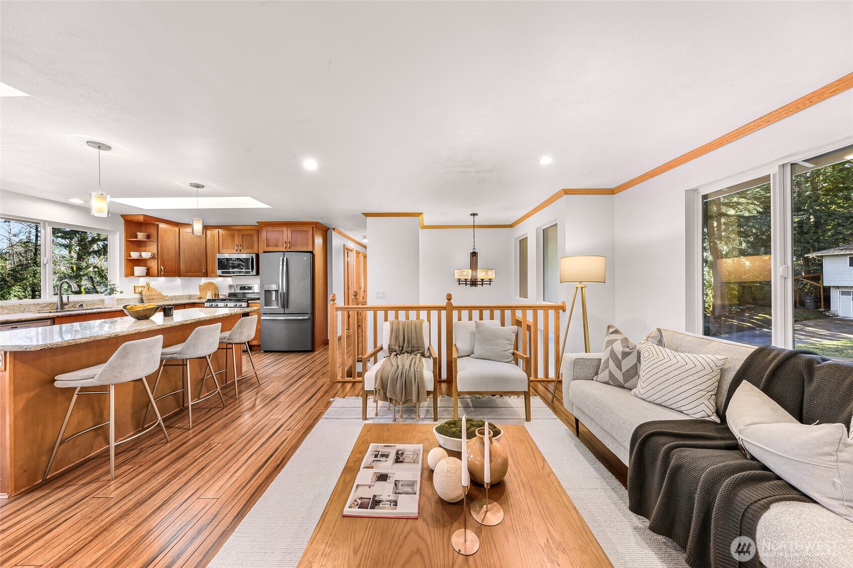 14724 107th Avenue Northeast Bothell, WA 98011 - Photo 5 of 40