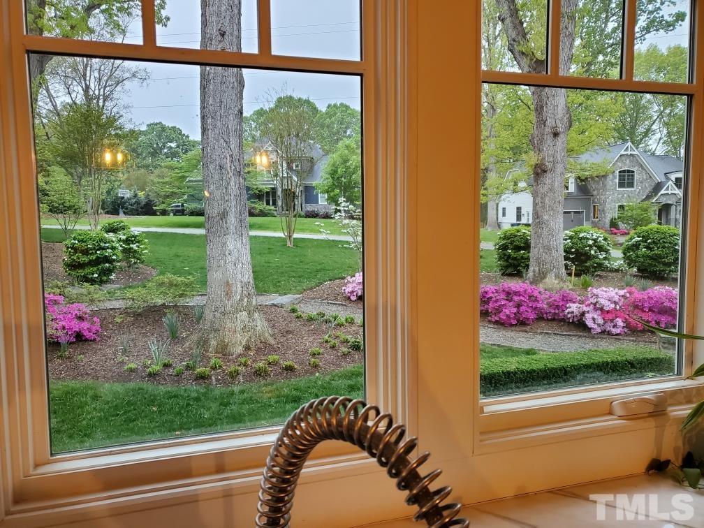 4427 Laurel Hills Road Raleigh, NC 27612 - Photo 4 of 89