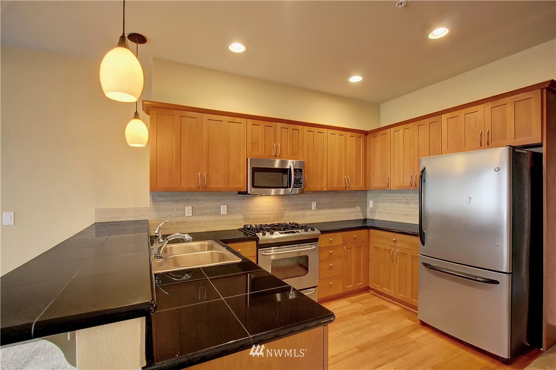 2115 201st Place Southeast, Unit K3 Bothell, WA 98012 - Photo 5 of 18