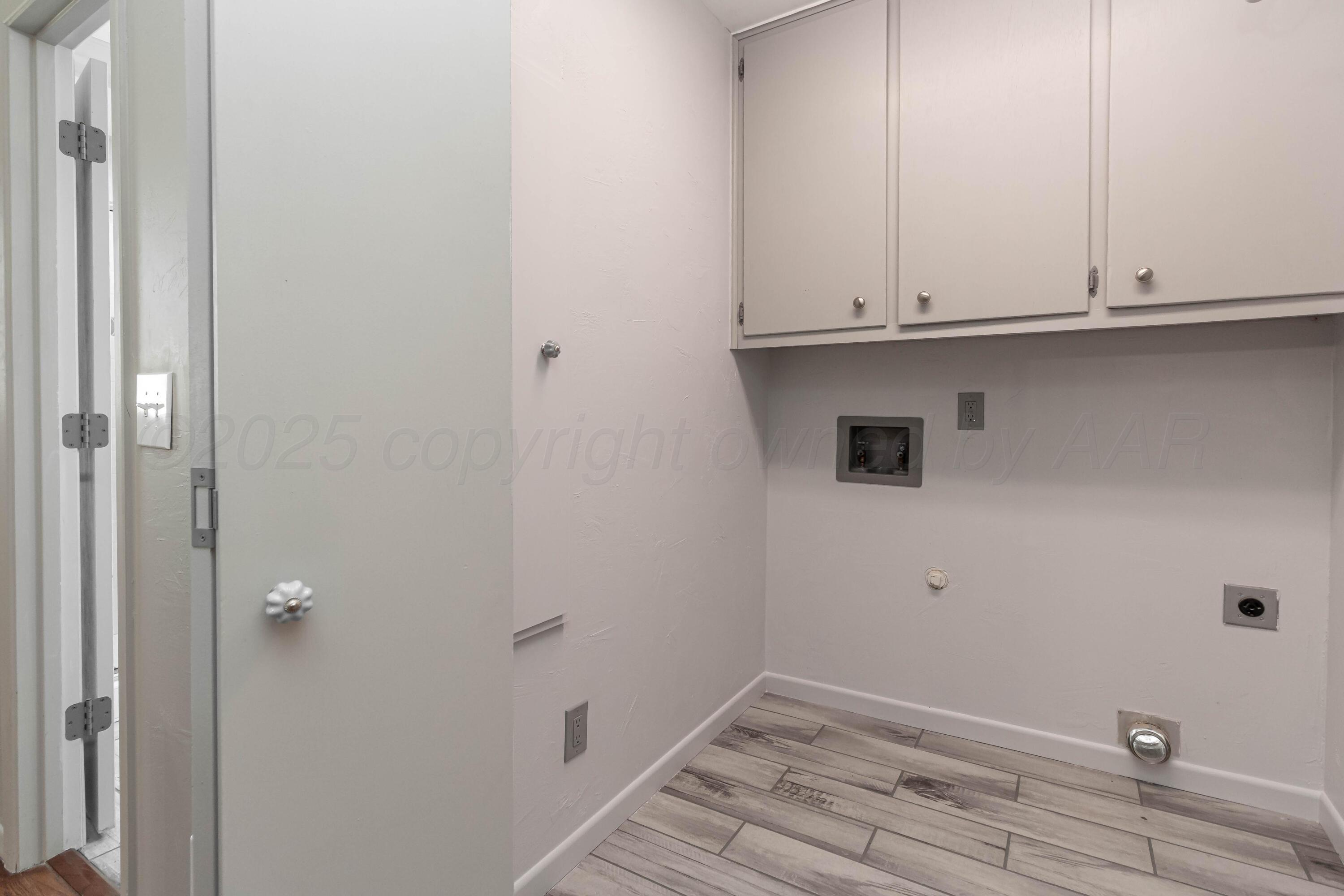 5207 Tumbleweed Drive Amarillo, TX 79110 - Photo 8 of 19 a view of cabinets