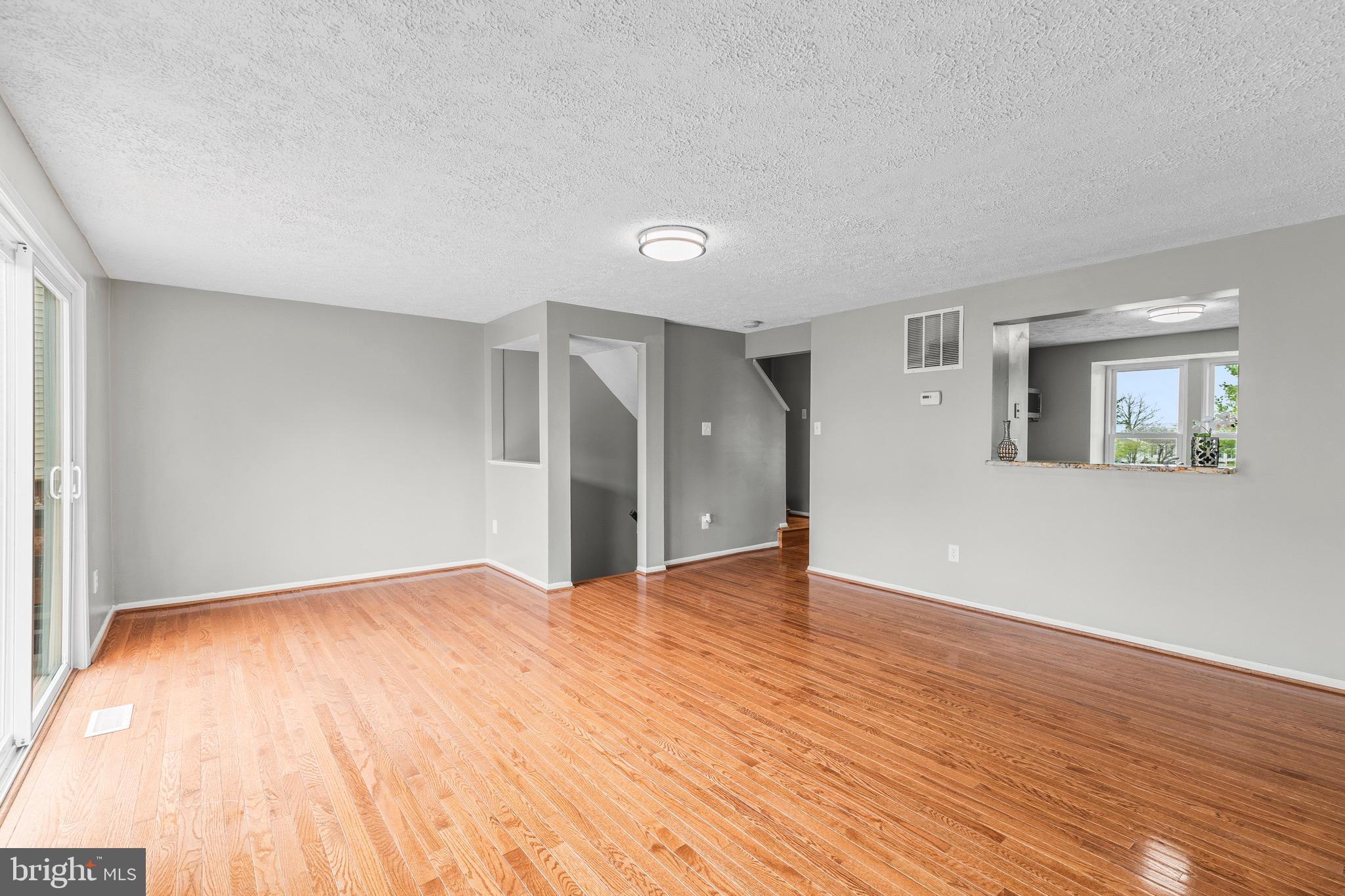 7451 Lone Star Road Lorton, VA 22079 - Photo 11 of 34 Gallery Image 11
