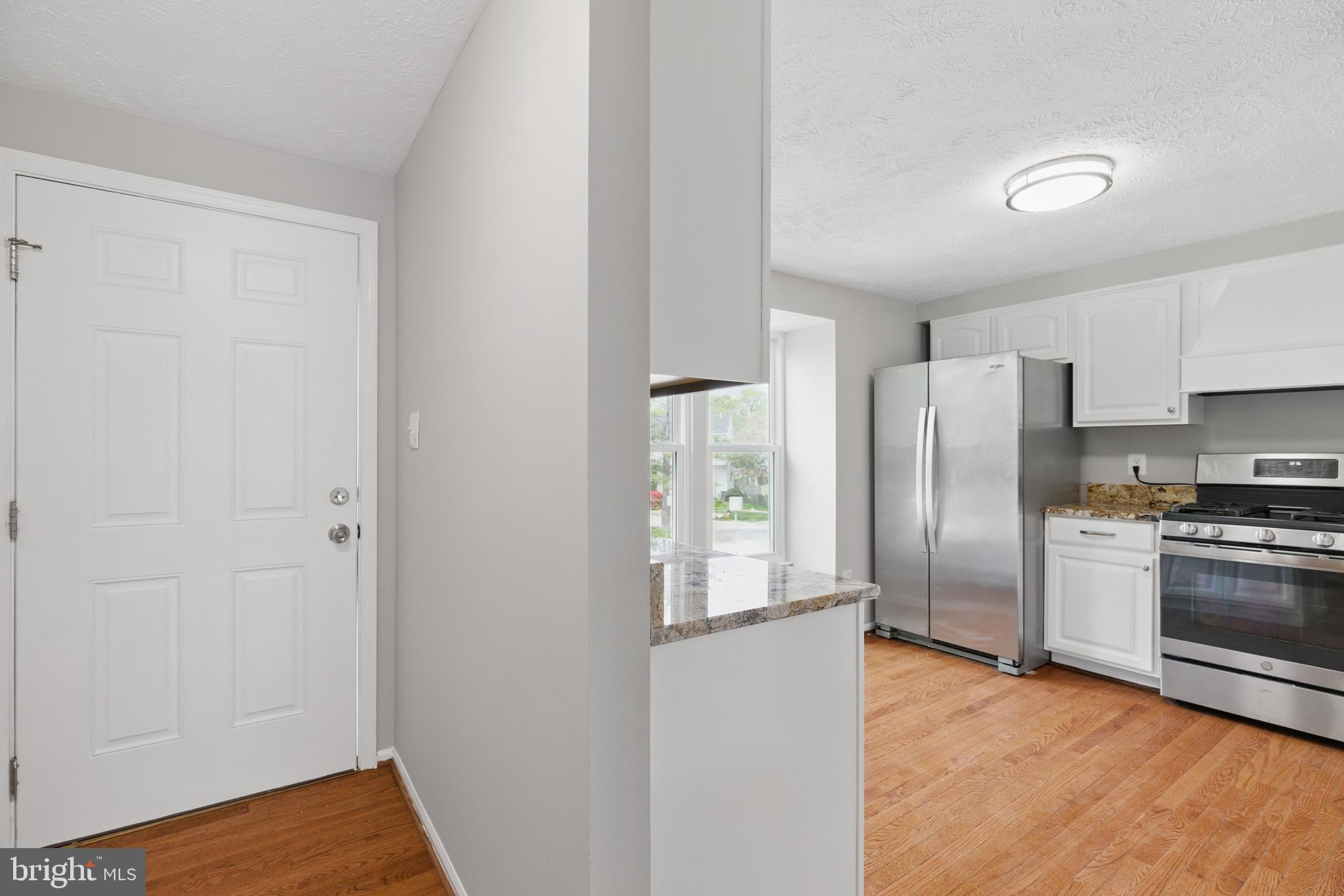 7451 Lone Star Road Lorton, VA 22079 - Photo 3 of 34 Gallery Image 3